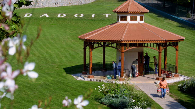 Kiosque de puisage Badoit - fermé jusqu'au 15/05 pour maintenance