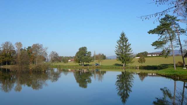 La Raza par Sanciat et la montagne