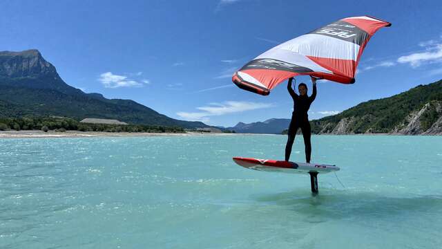 LE SPOT - Wingfoil & Windsurf School Serre-Ponçon