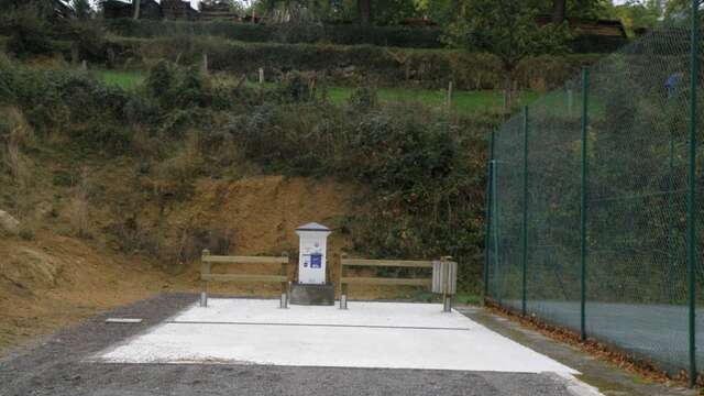 Aire de services et de stationnement camping-car