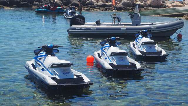 Water Sports 13, base nautique