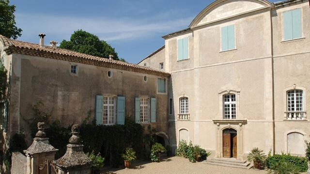 Cour