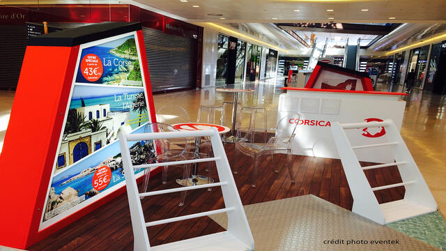 stand Corsica Linéa Terrasses du Port