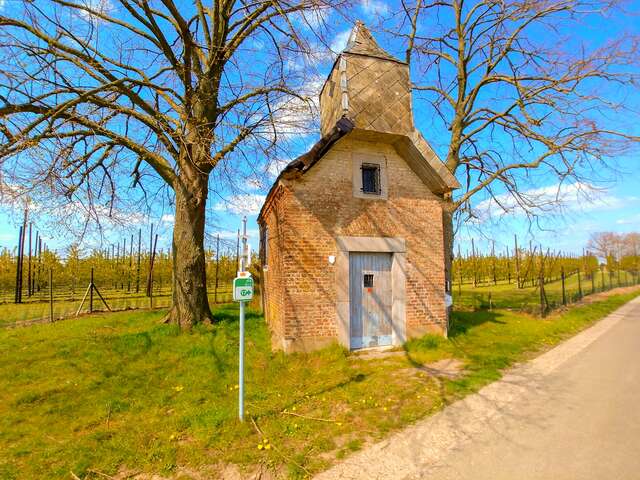 Chapelles et châteaux de Hesbaye