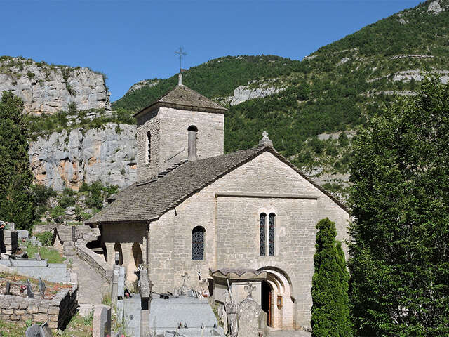 EGLISE ROMANE SAINT-JEAN-BAPTISTE