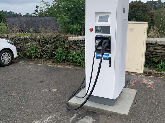 Borne de recharge pour véhicule électrique