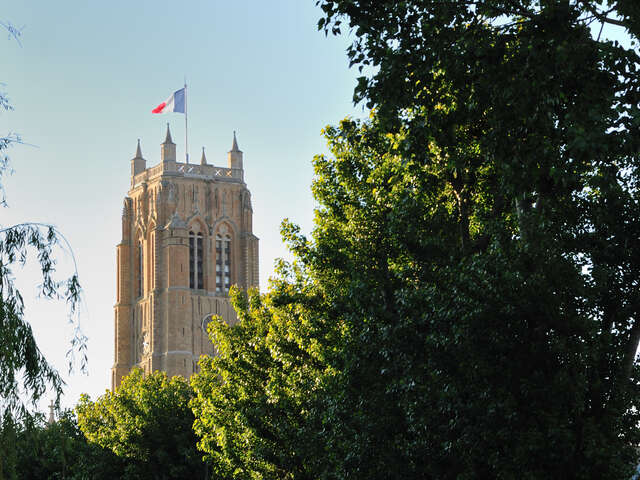 Le Beffroi de Saint Eloi : Vue panoramique à 58m de haut !