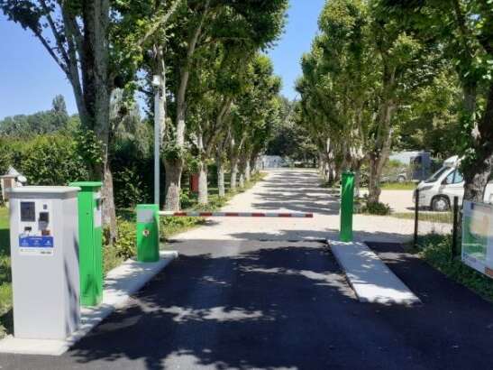 Aire de stationnement - Camping-Car Park à Onzain