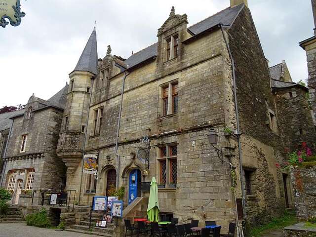 La Maison à tourelle