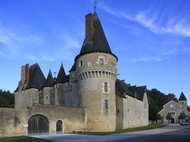 Château de Fougères-sur-Bièvre