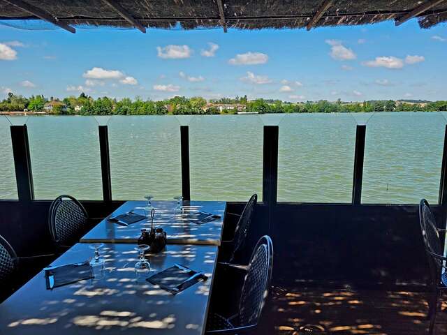 RESTAURANT LA PÉNICHE