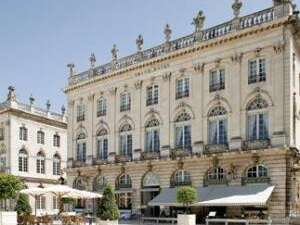 GRAND HOTEL DE LA REINE