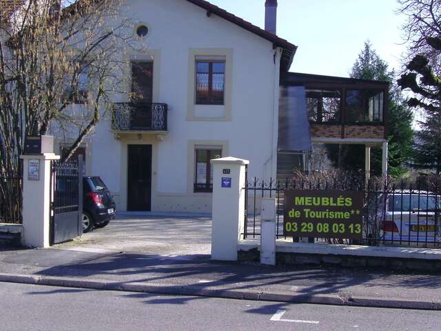 Meublé mathis lucette - noisetier