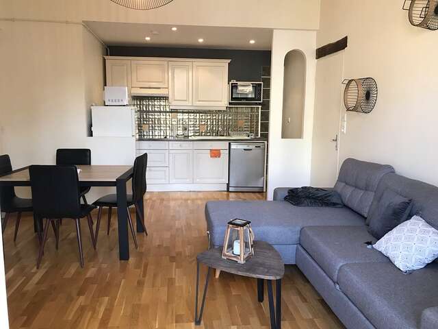 Meublé combeau sylvie - t2 104