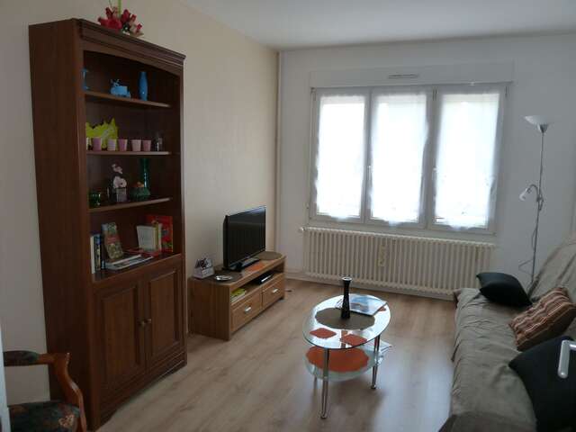 Meublé emeraux daniel