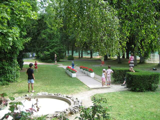 MINI GOLF A VITTEL