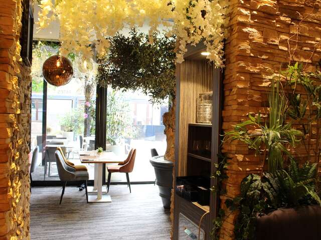 RESTAURANT LES MOULINS BLEUS
