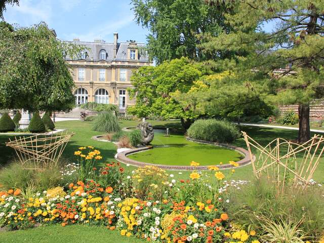 Jardin de l'Hôtel d'Emonville