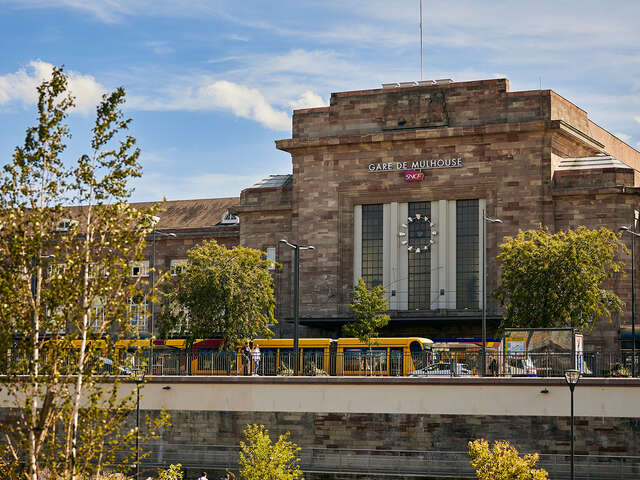 Guided Tour of the Central Station
