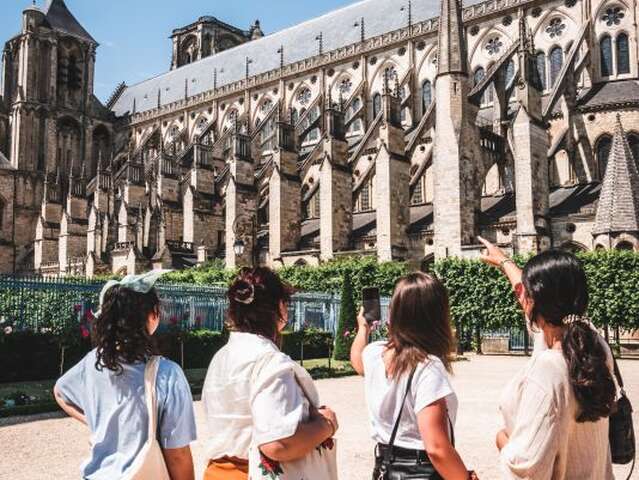 Visites guidées : Les extérieurs de la Cathédrale et Centre Historique