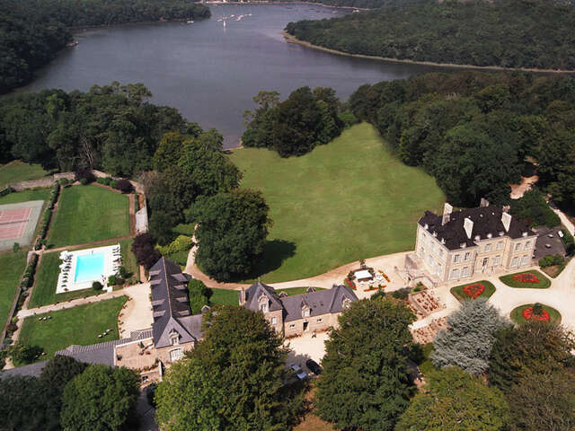 Hôtel Château de Locguénolé