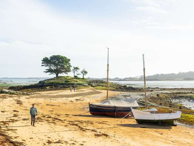 Plage Kastel Yar
