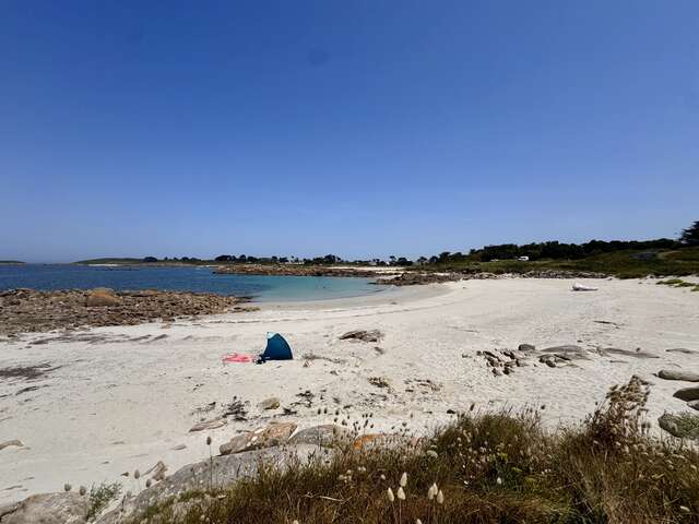 Plage de Treiz Lern, Landrellec