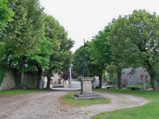 Saint-Julien-Le-Châtel et son patrimoine