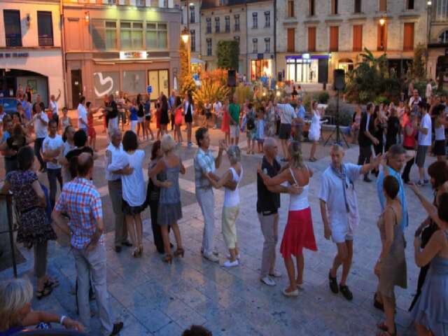 Les Estivales : jeudi ça danse | Altaïr
