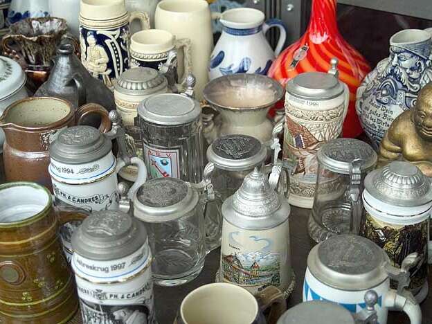 Brocante annuelle dans le parc du château de Chambord