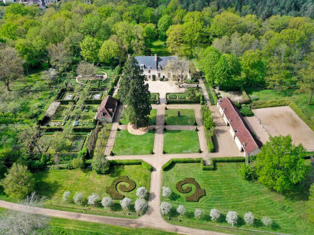 Domaine de Poulaines : Jardins et Arboretum