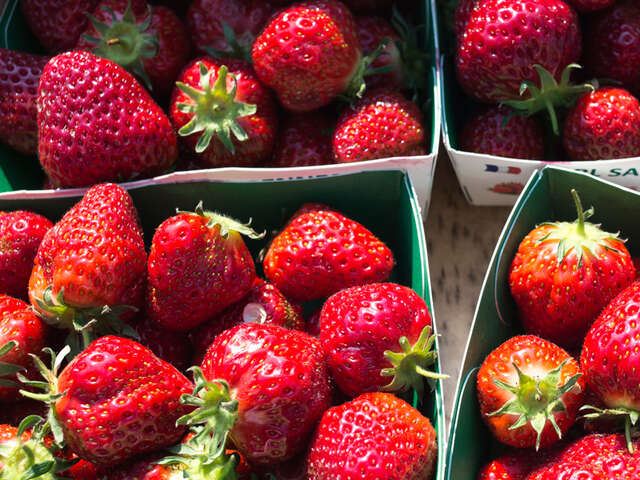Marché à Azé