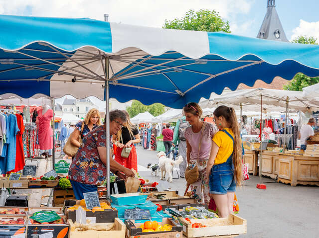 Marché hebdomadaire de Saint-Aignan