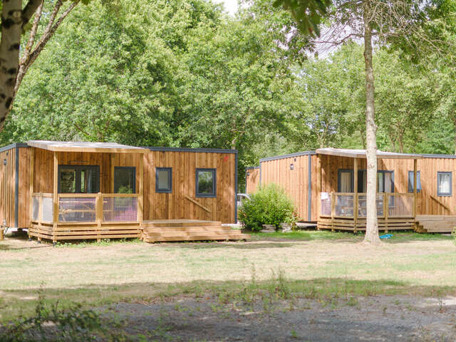 Camping du Chêne - Seasonova ***