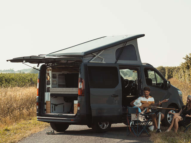 Freedom Camper, location et aménagement de vans