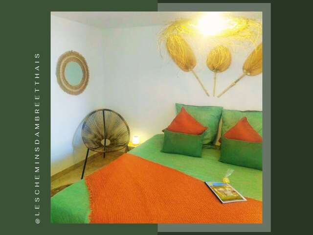 Les chemins d'Ambre et Thaïs