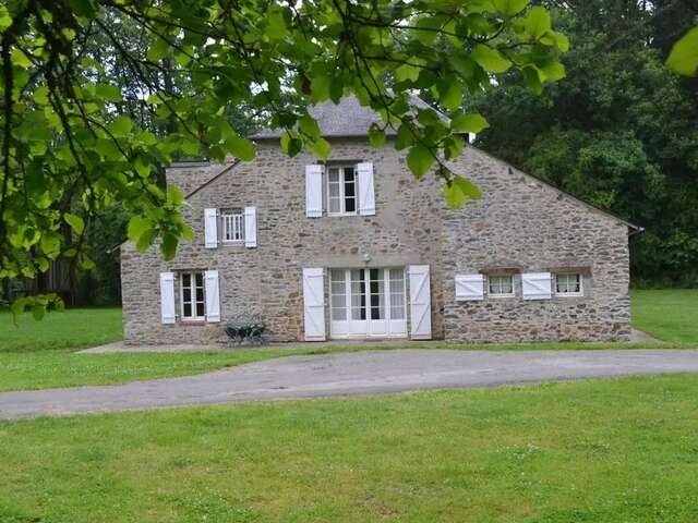 DOMAINE DES VAULX : GRANDE ÎLE DE LA POUPARDIÈRE