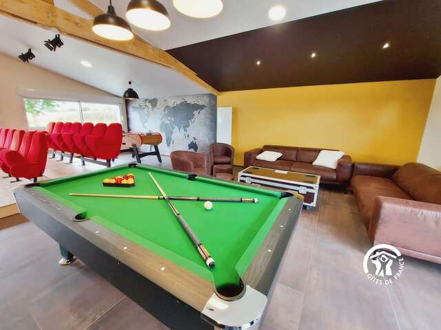 UN INSTANT À SAULGES, JUSQU'À 12 PERSONNES