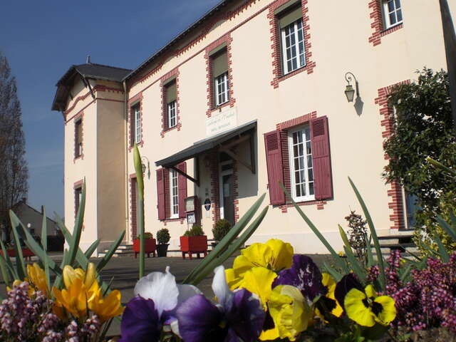 Logis Auberge de l'Ombrée