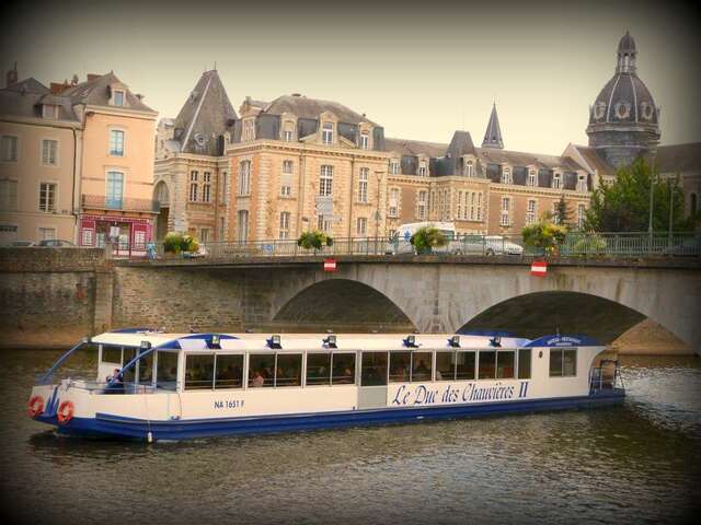 BATEAU CROISIERE LE DUC DES CHAUVIERES