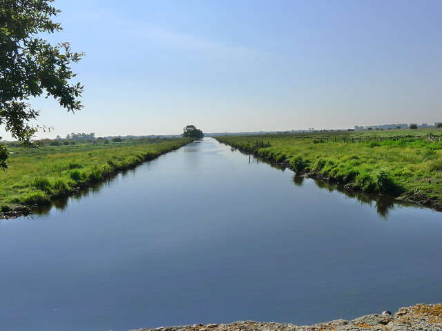 GR®3 LA LOIRE SAUVAGE A PIED - DE BESNE A LA BAULE