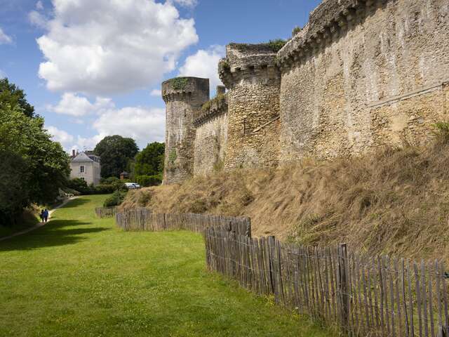 LA PROMENADE ANNE D'ALÈGRE