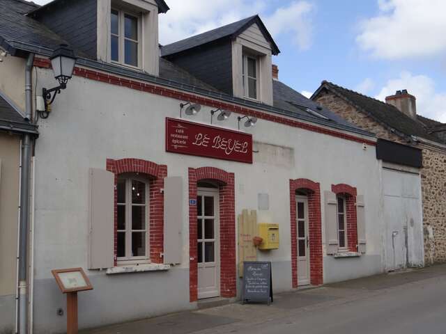 LE BEYEL AU VILLAGE