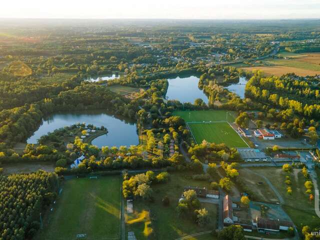 BASE DE LOISIRS DU HOUSSAY A SPAY