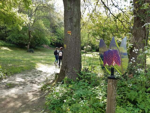 PARCOURS FAMILLE MURMURES DE ROCHERS « IMAGINAIRE ET NOMS INSOLITES »
