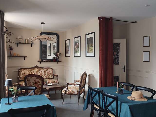 BISTROT- RESTAURANT "LE SALICA'FÉ"