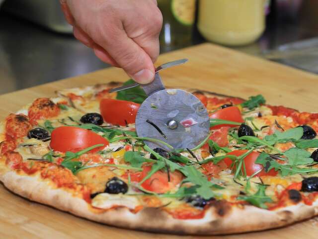 SHOW PIZZ