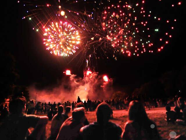 Feu d'artifice au Vignon-en-Quercy