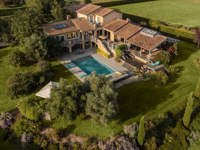 La Villa Bleue