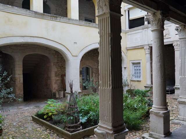 Ancien Cloître des Mirepoises